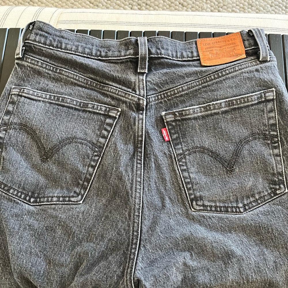 Levi’s Ribcage Straight - Picture 5 of 7